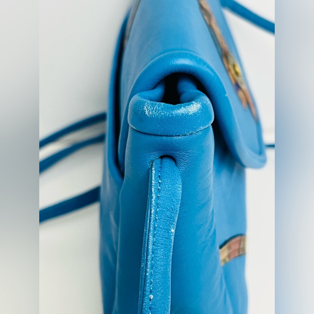 Bright Turquoise Leather with Abstract Detail Crossbody - Picture 8 of 12